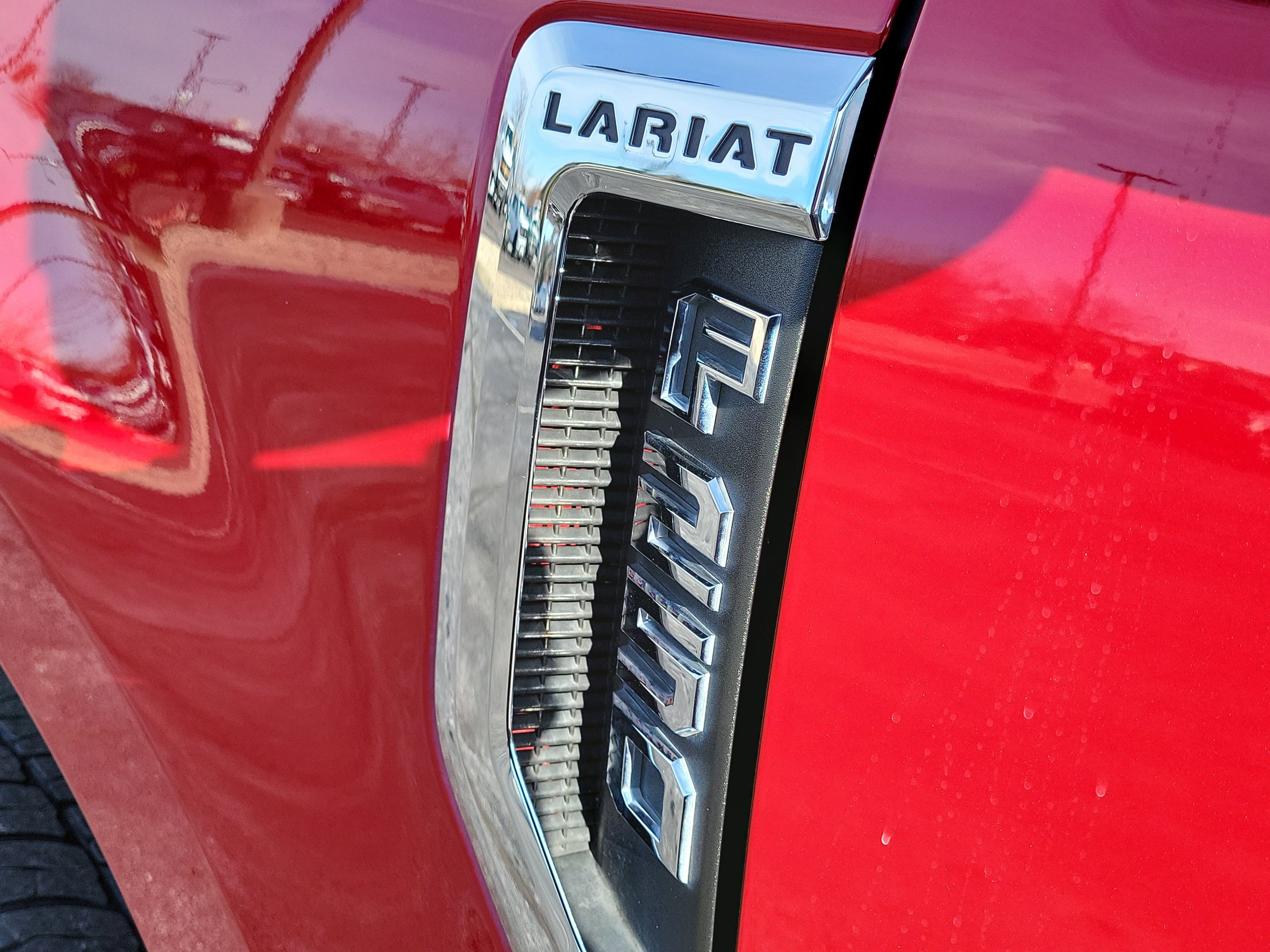 Used 2021 Ford F250 Lariat w/ Lariat Ultimate Package image 6