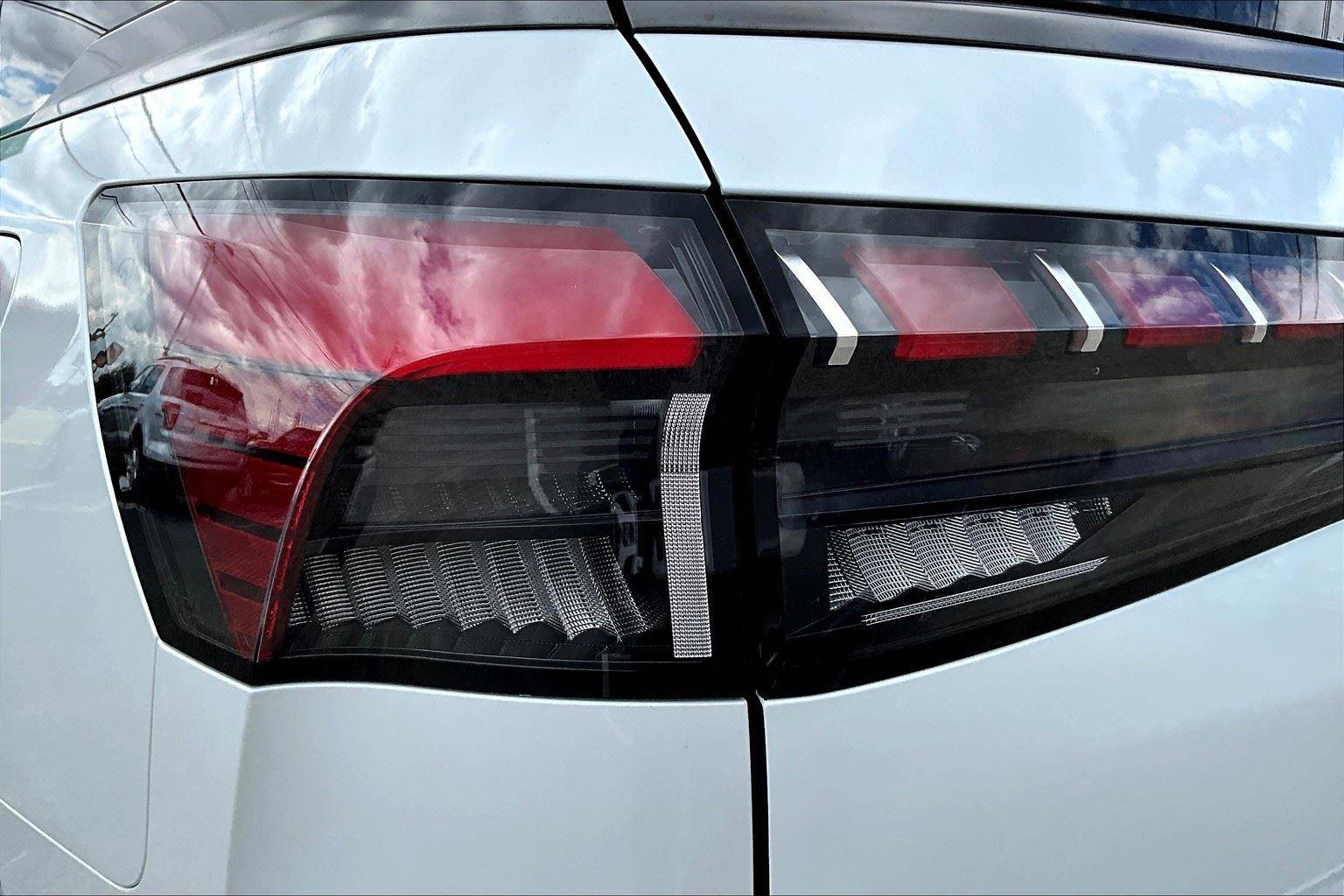 New 2026 INFINITI QX80 Sensory image 42