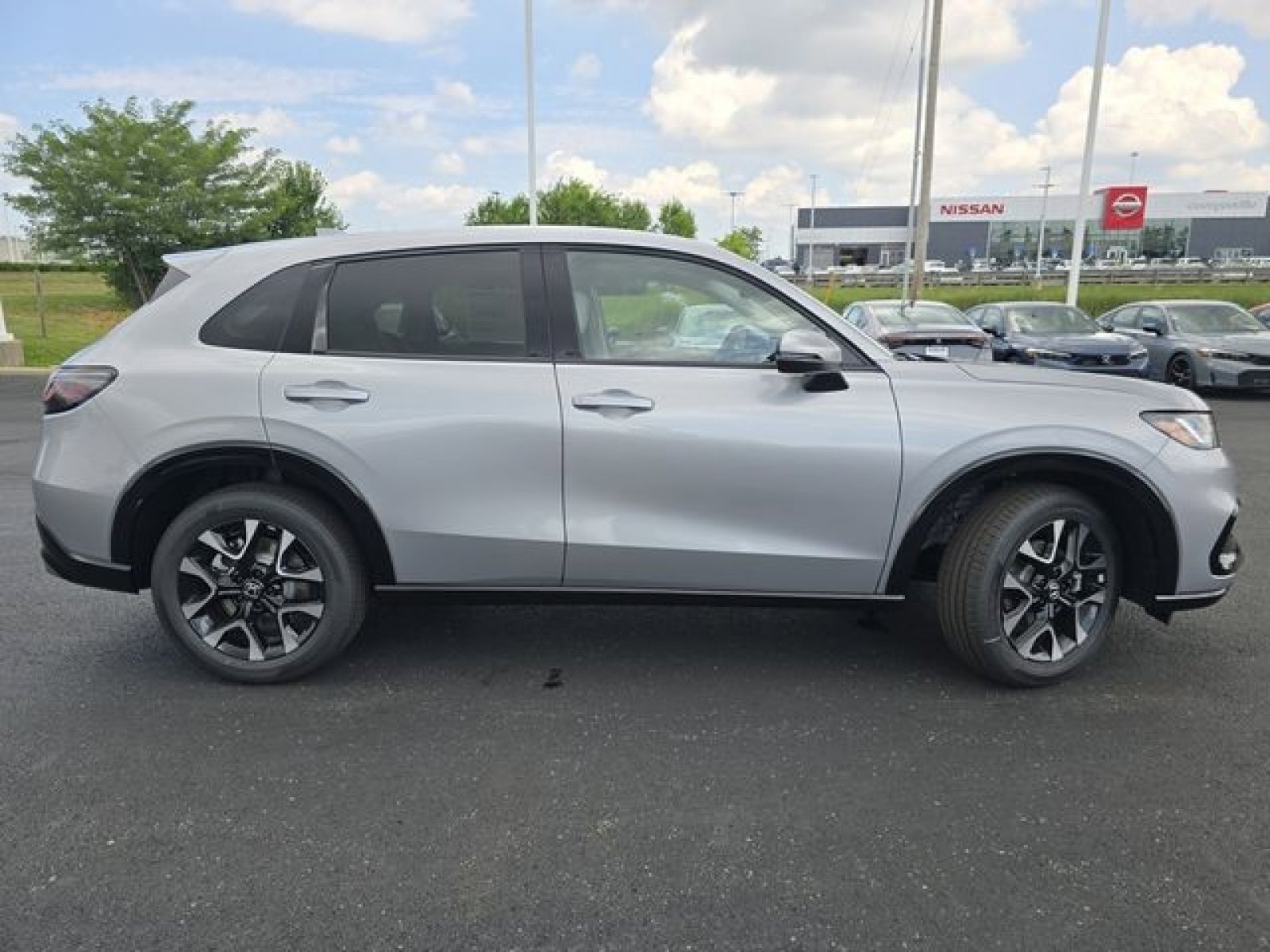 New 2026 Honda HR-V EX-L image 11