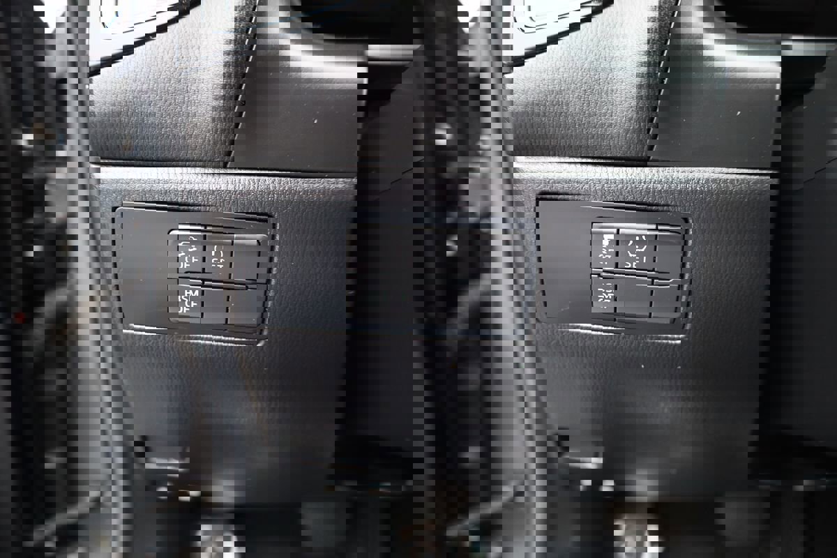 Used 2016 MAZDA MAZDA3 i Grand Touring image 21