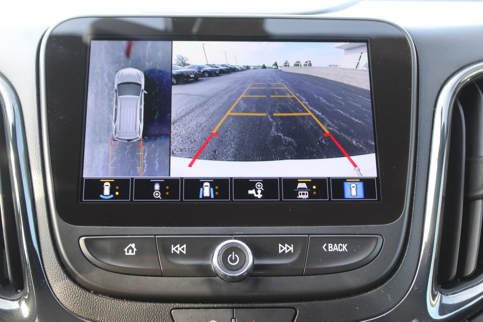 Used 2022 Chevrolet Equinox RS w/ RS Leather Package FWD image 43