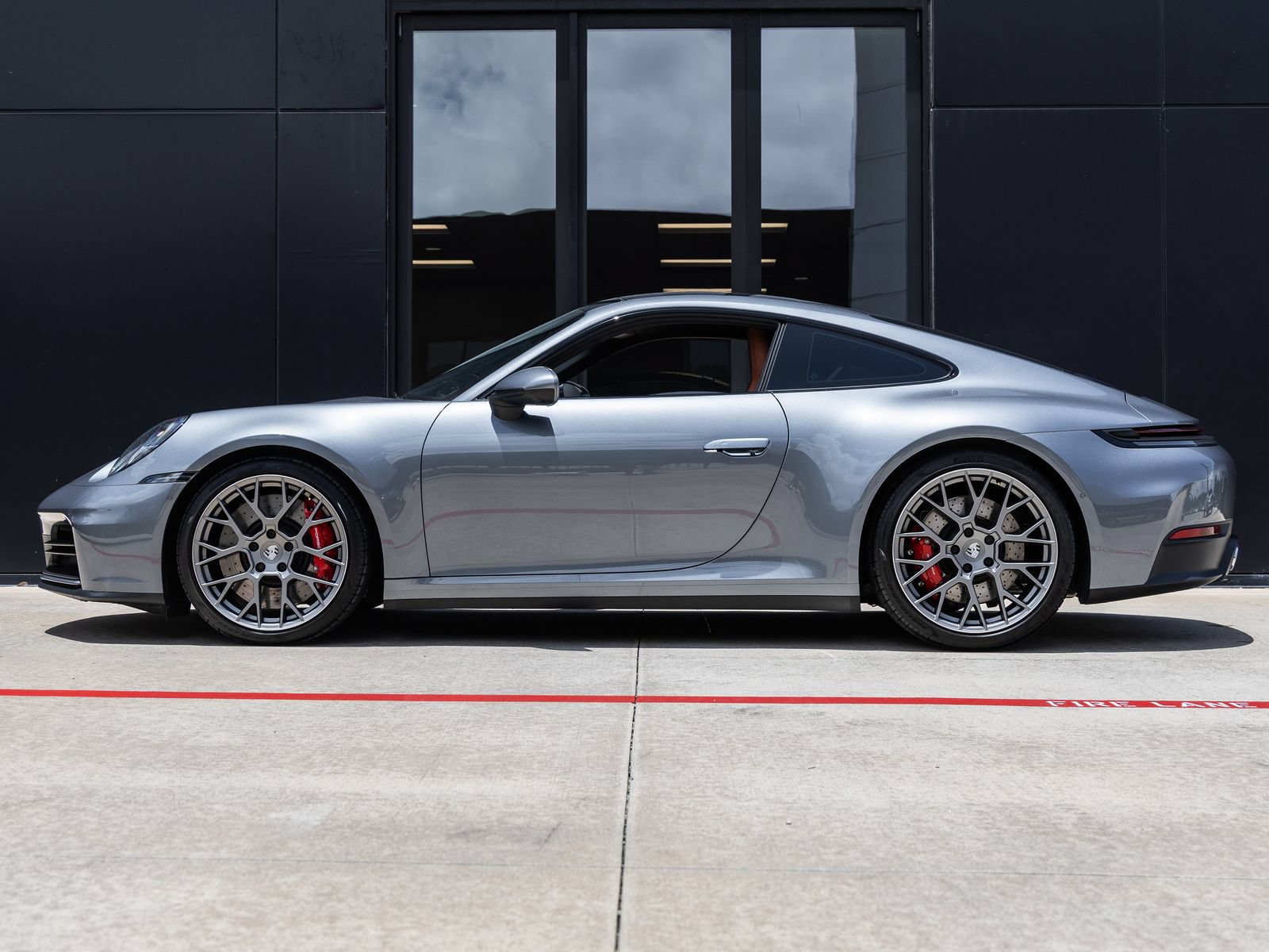 Certified 2025 Porsche 911 Carrera S RWD image 2