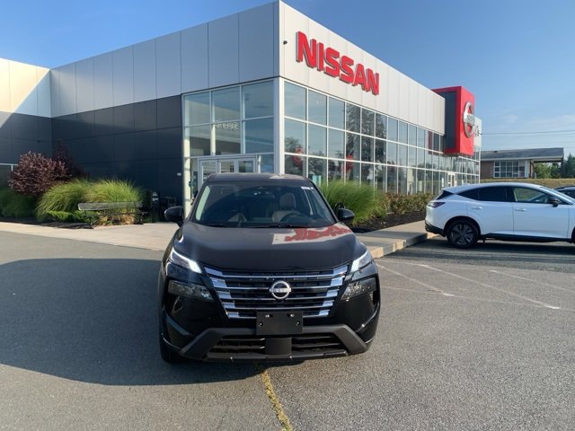 New 2026 Nissan Rogue SV image 2