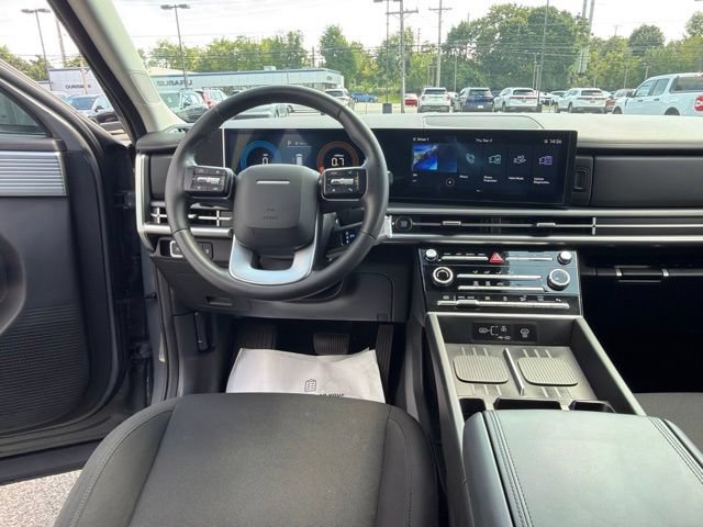 Used 2024 Hyundai Santa Fe SE AWD/4WD image 17