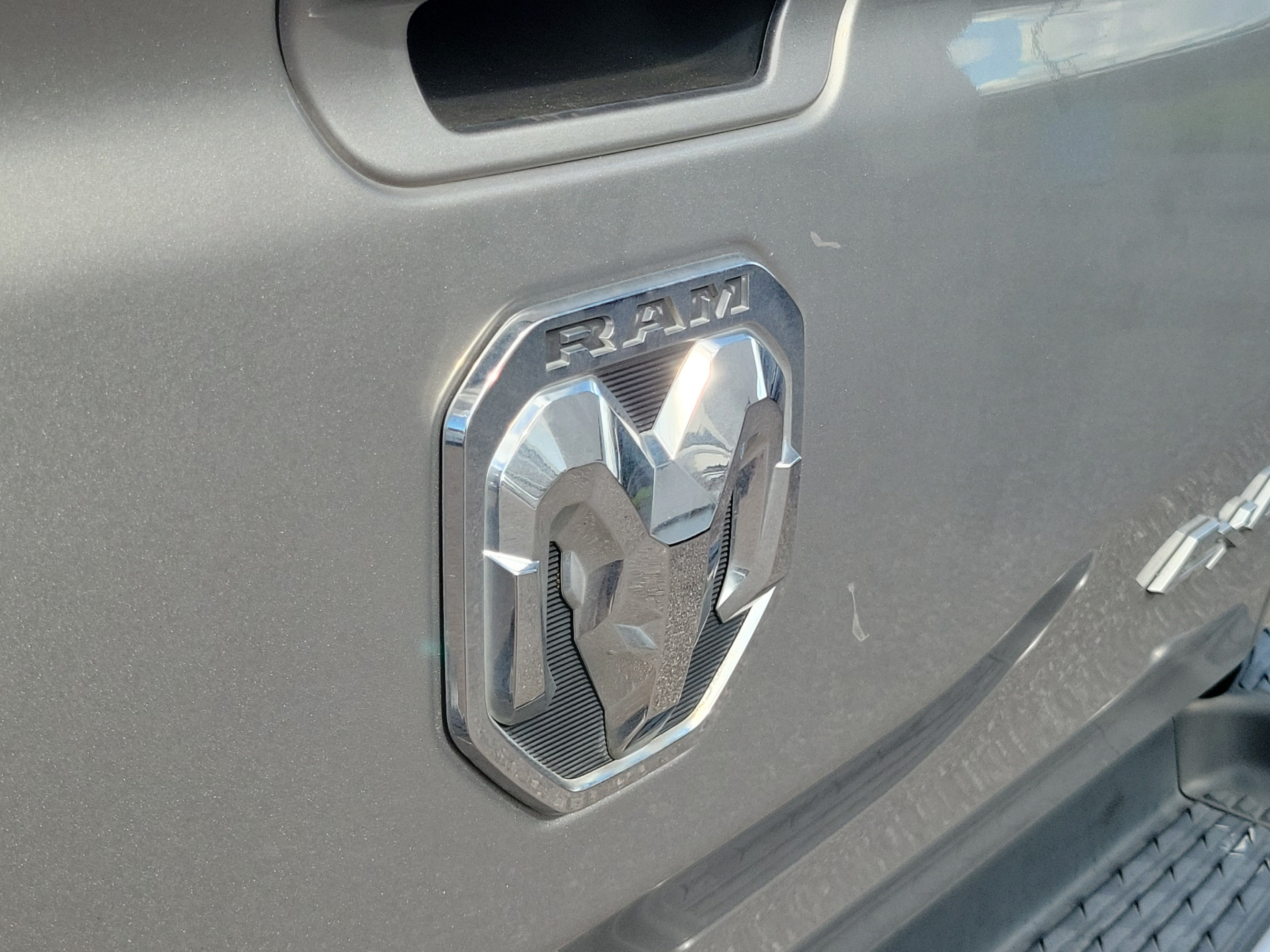 Used 2020 RAM 1500 Limited AWD/4WD image 32