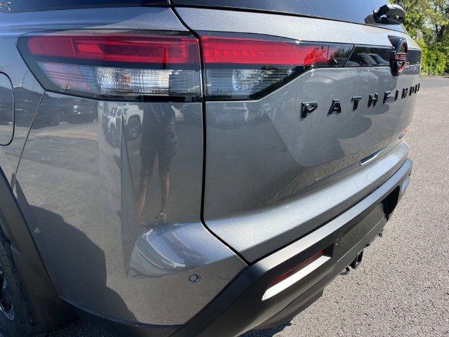 New 2026 Nissan Pathfinder Rock Creek AWD/4WD image 10