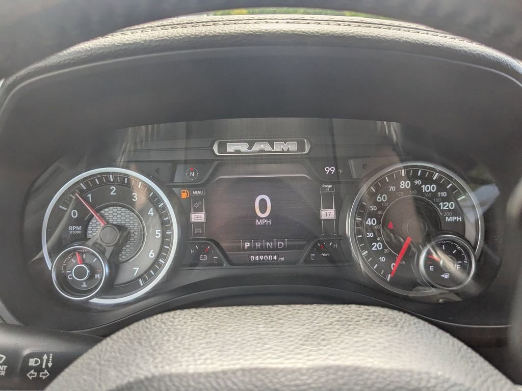 Used 2022 RAM 1500 Laramie AWD/4WD image 21