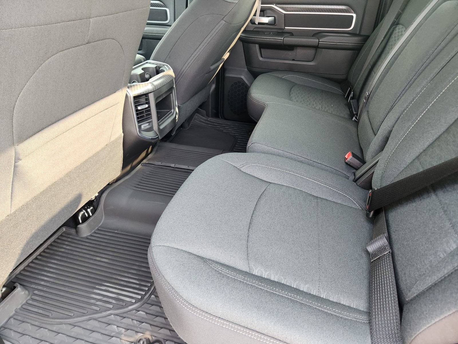 New 2027 RAM 3500 Big Horn AWD/4WD image 25