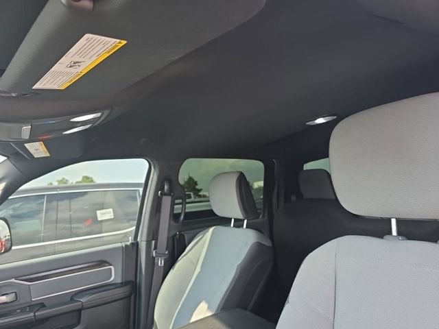 Used 2022 RAM 2500 Big Horn AWD/4WD image 4
