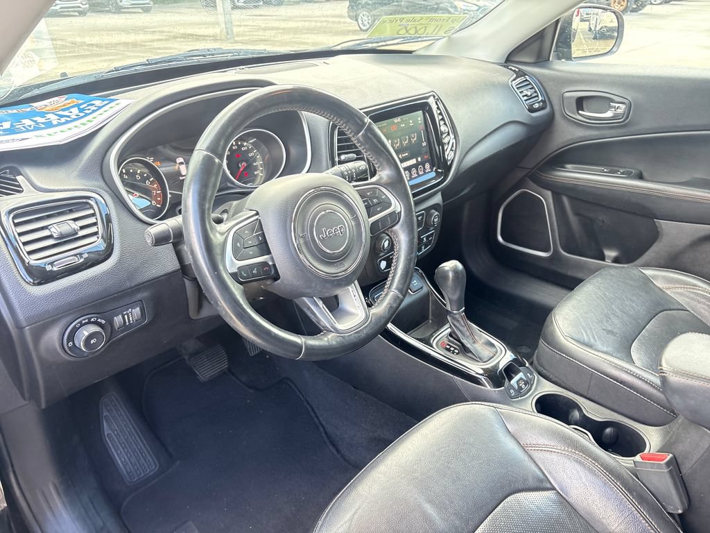 Used 2018 Jeep Compass Limited w/ Safe & Security Group FWD image 6