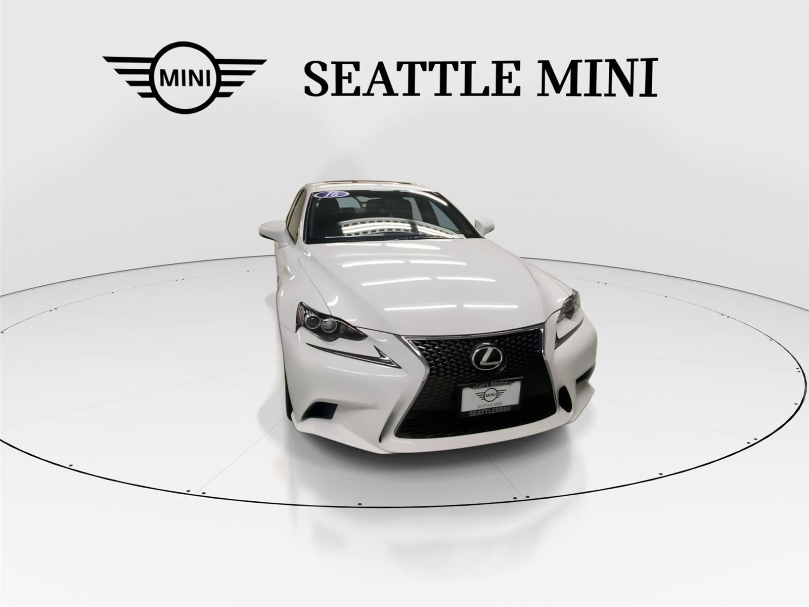 Used 2016 Lexus IS 200t w/ F Sport Package RWD image 3