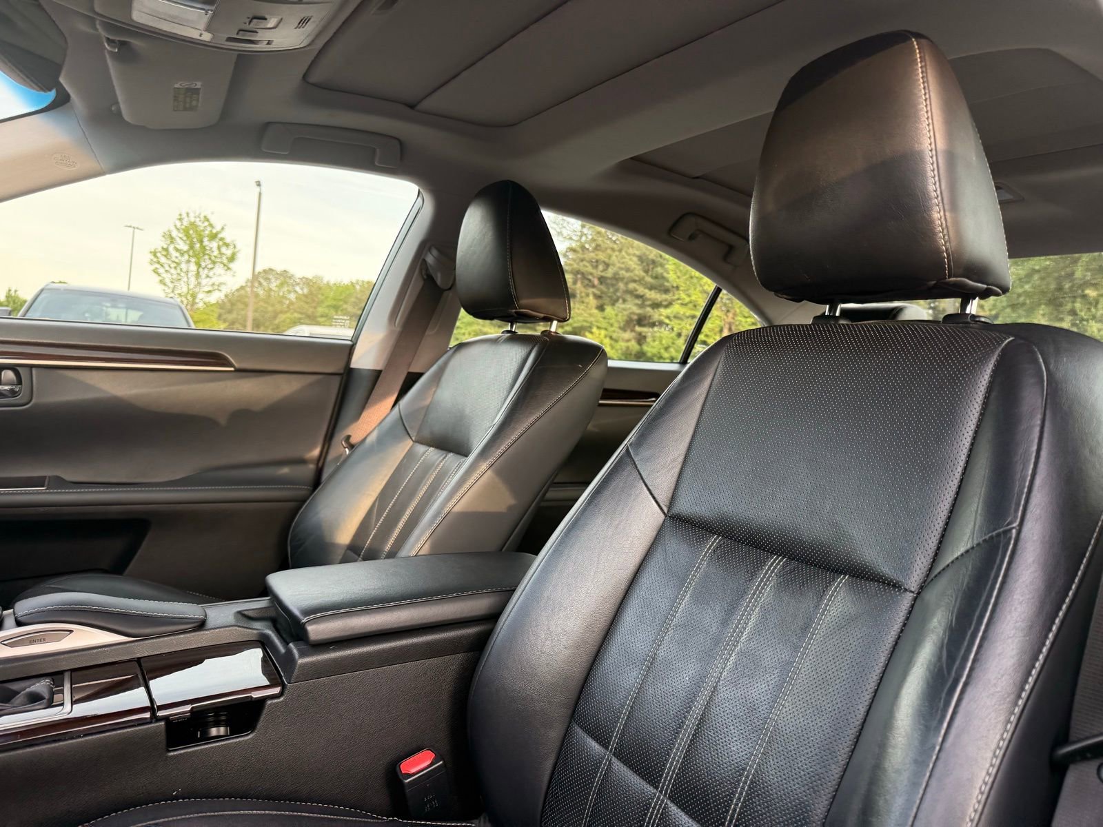 Used 2016 Lexus ES 350 w/ Luxury Package w/Wood Trim FWD image 15