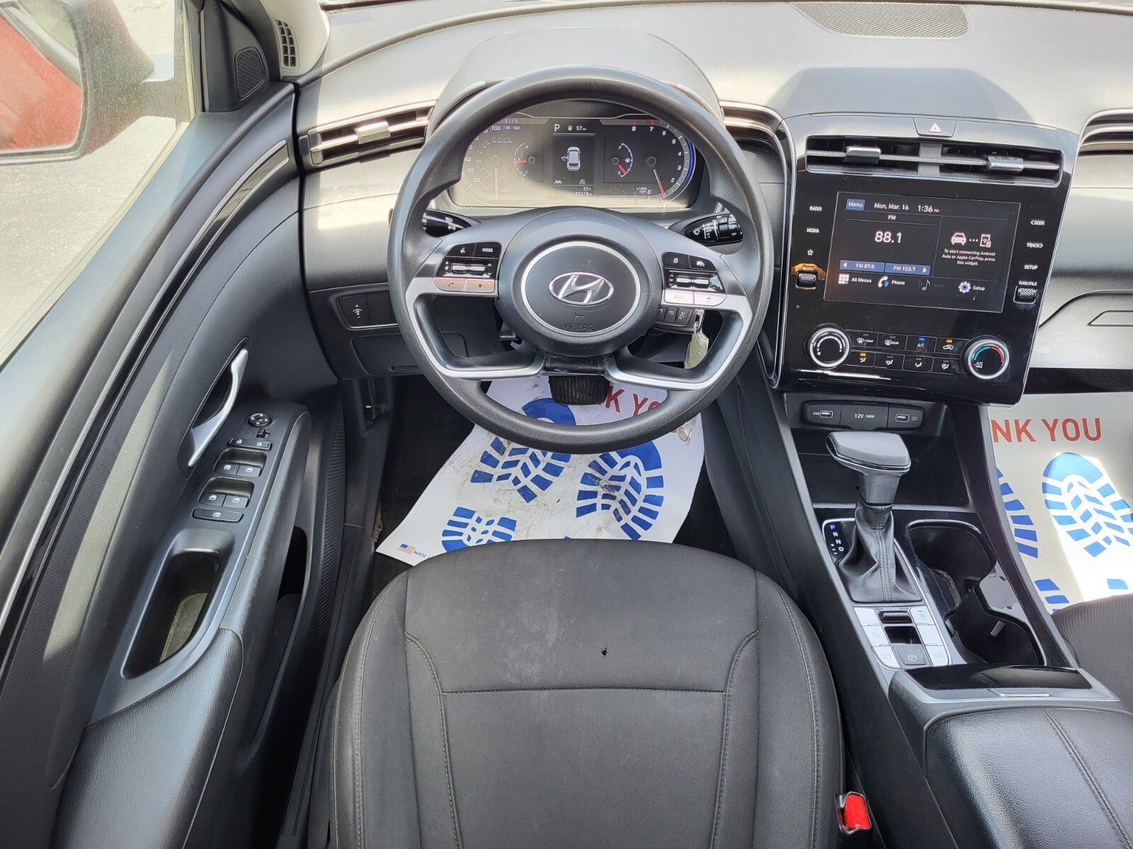 Used 2023 Hyundai Tucson SE image 14