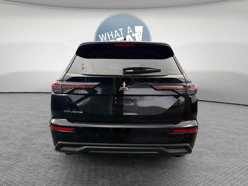 New 2026 Mitsubishi Outlander ES AWD/4WD image 5