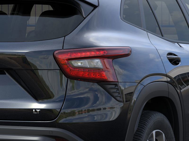 New 2026 Chevrolet Trax LT w/ Driver Confidence Package image 11