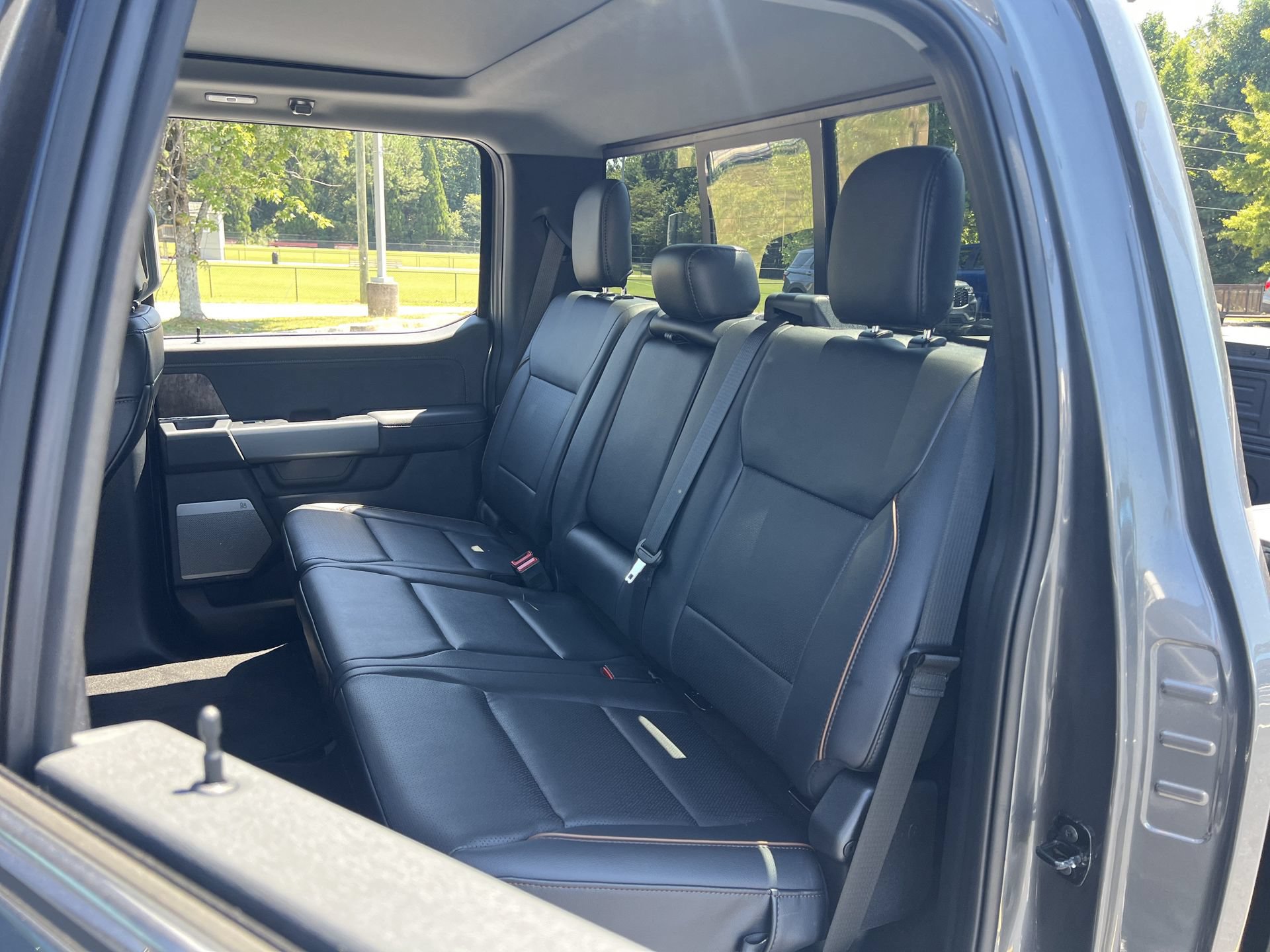 Used 2026 Ford F250 Lariat w/ Lariat Ultimate Package AWD/4WD image 22