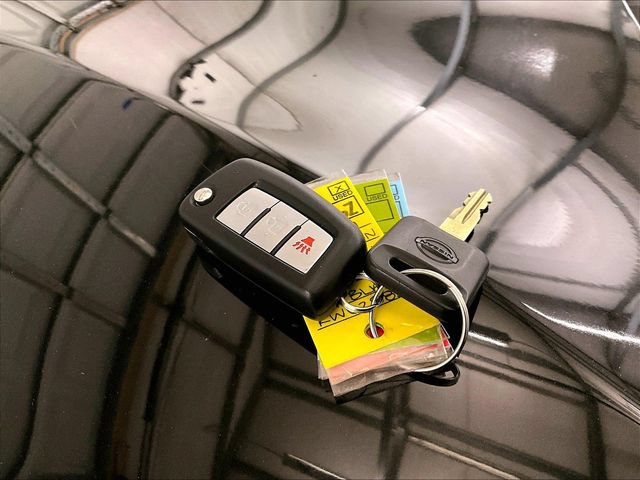 Used 2019 Nissan Rogue Sport S AWD/4WD image 9