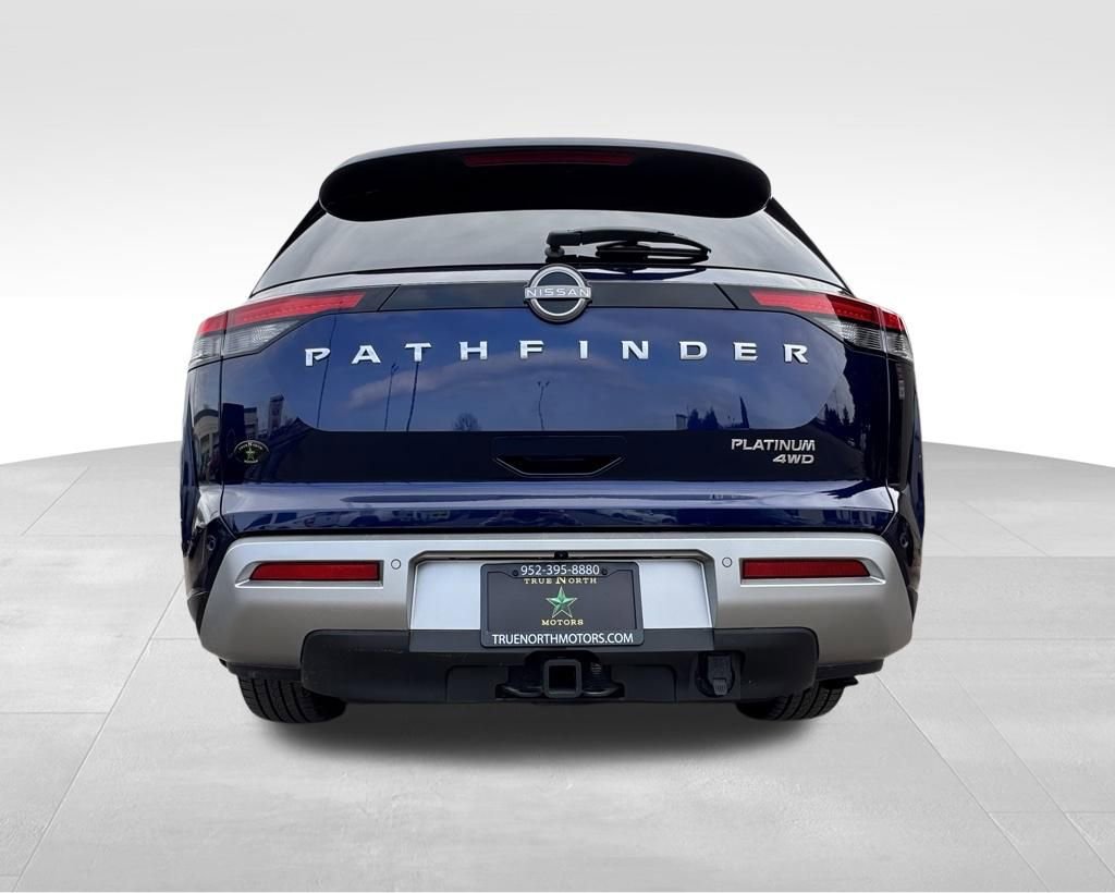 Used 2022 Nissan Pathfinder Platinum image 9