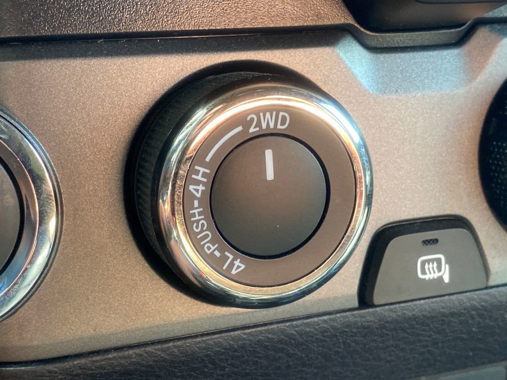 Used 2022 Toyota Tacoma TRD Sport image 26