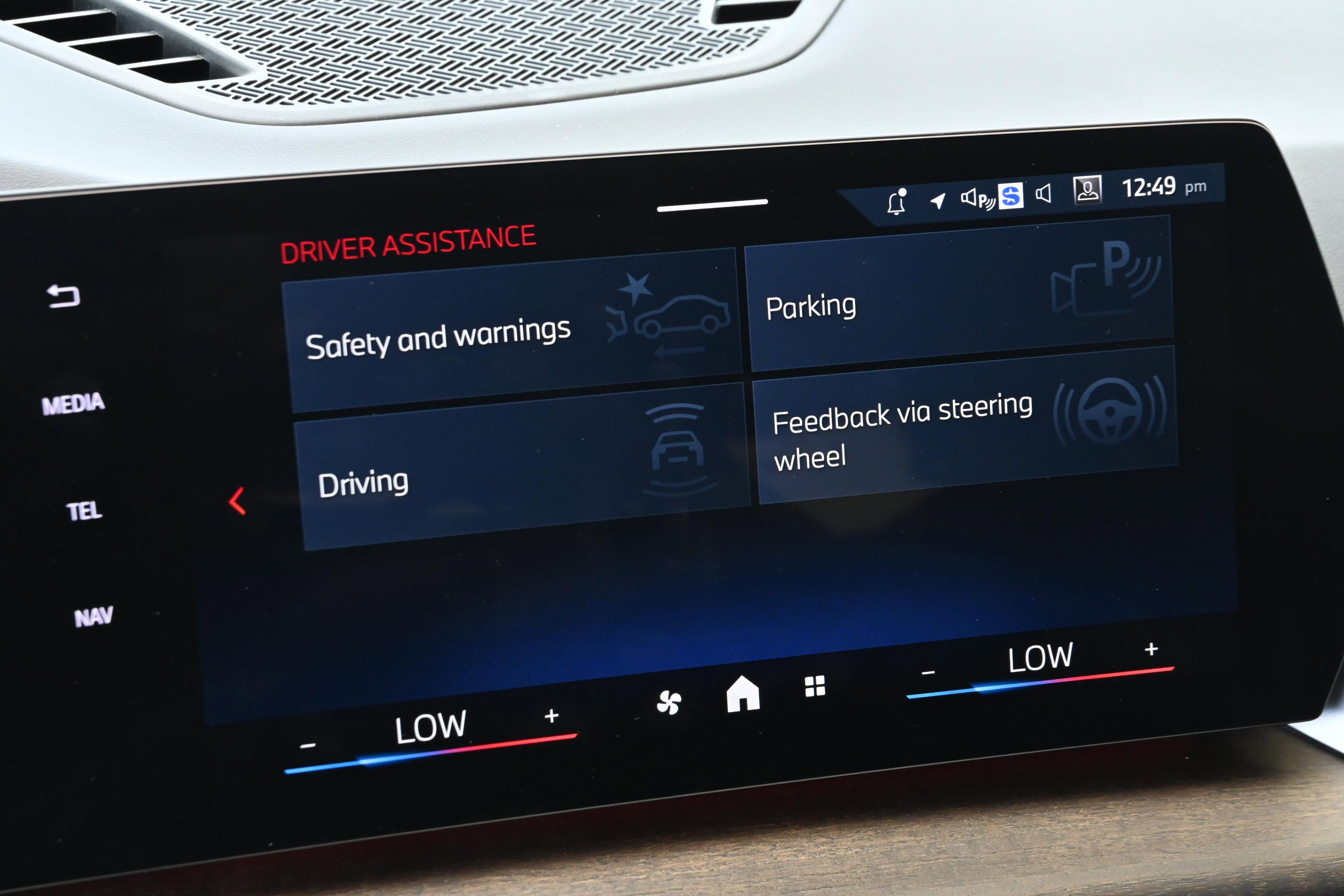 Certified 2024 BMW X1 xDrive28i w/ Premium Package image 16