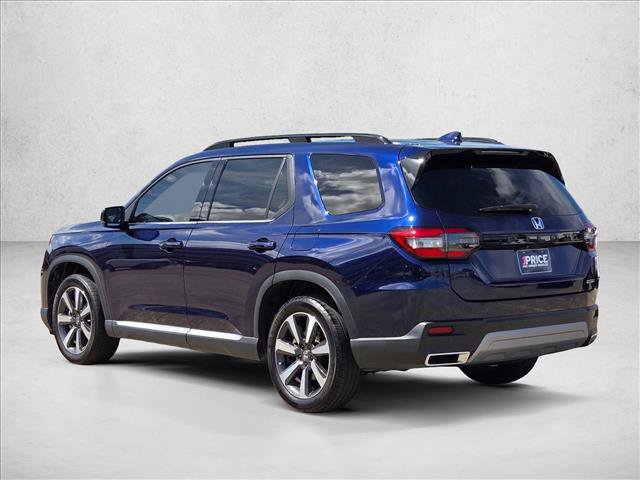 Used 2024 Honda Pilot Touring image 7