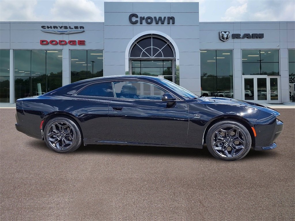 Used 2025 Dodge Charger R/T w/ Quick Order Package 25M R/T image 7