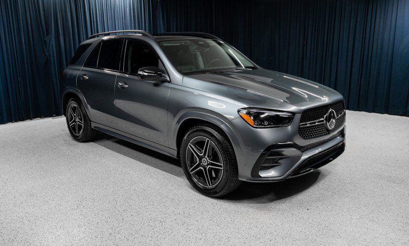 New 2026 Mercedes-Benz GLE 450 4MATIC image 3