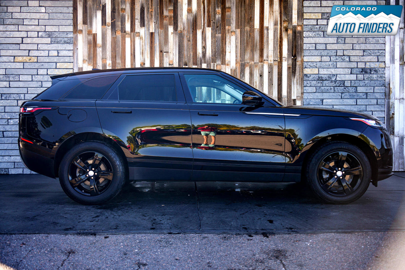 Used 2020 Land Rover Range Rover Velar S image 7