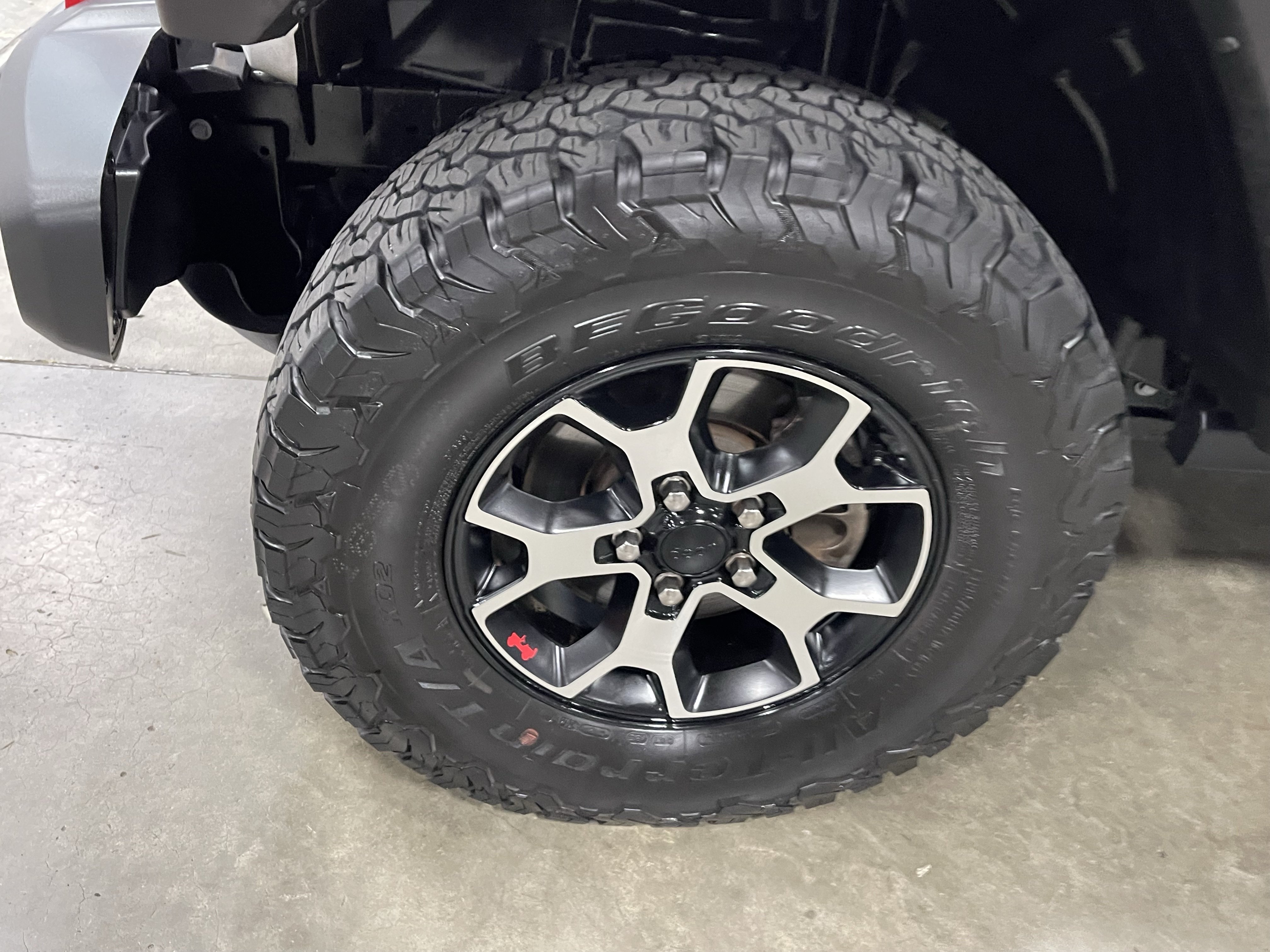 Used 2021 Jeep Wrangler Unlimited Rubicon AWD/4WD image 9