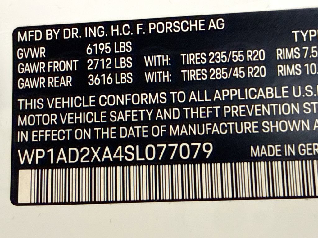 Used 2025 Porsche Macan Electric RWD image 33