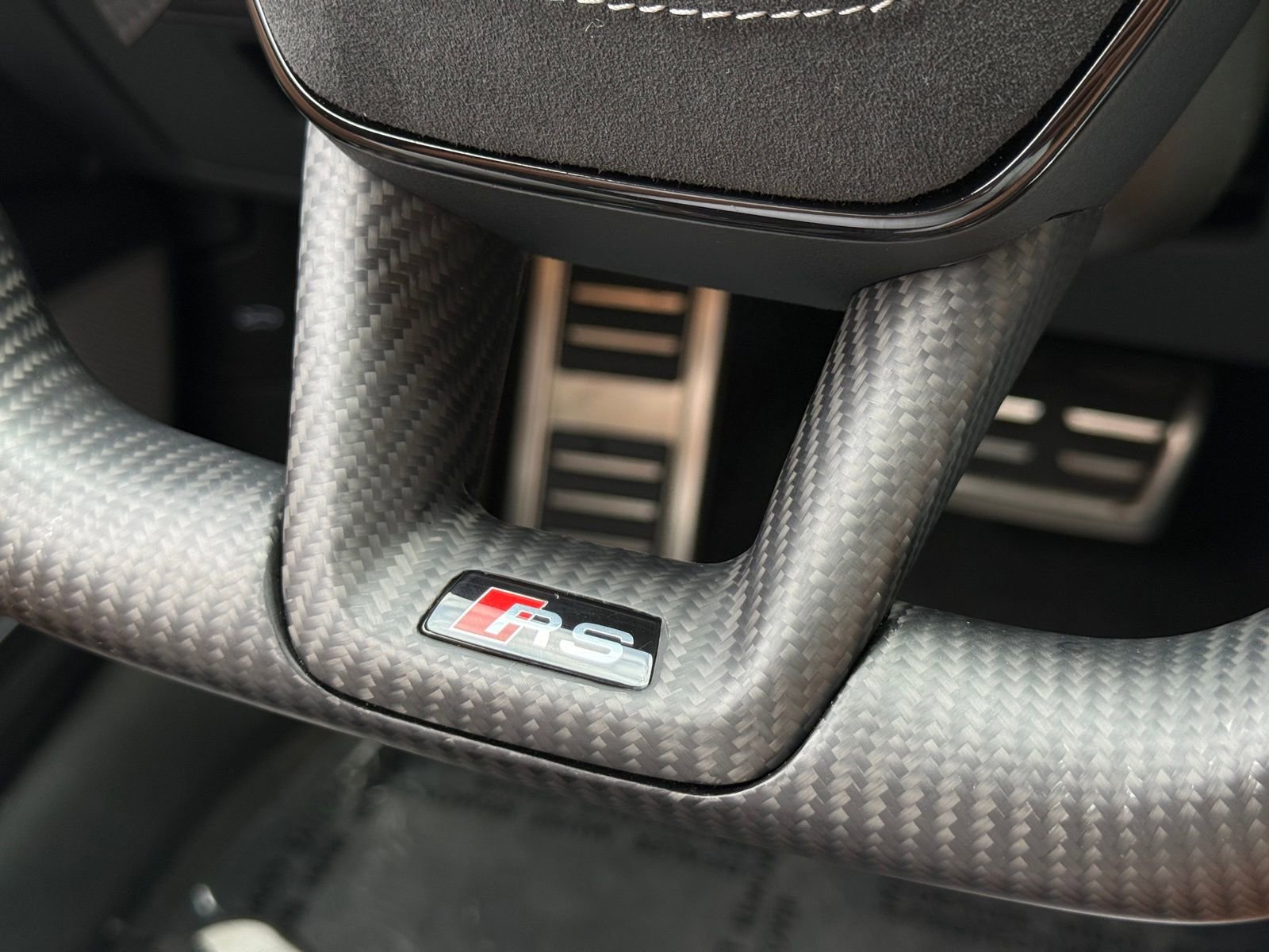 Used 2023 Audi RS 6 image 35