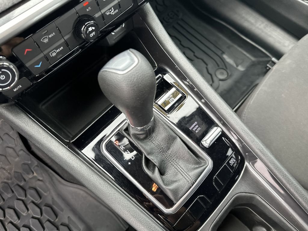 Used 2023 Jeep Compass Sport AWD/4WD image 26