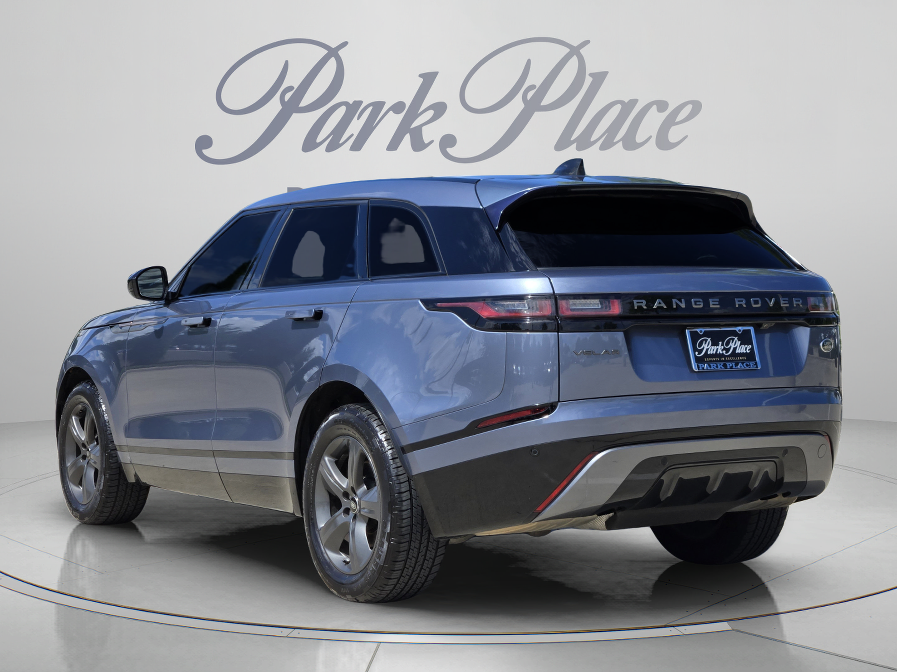 Used 2023 Land Rover Range Rover Velar R-Dynamic S AWD/4WD image 3