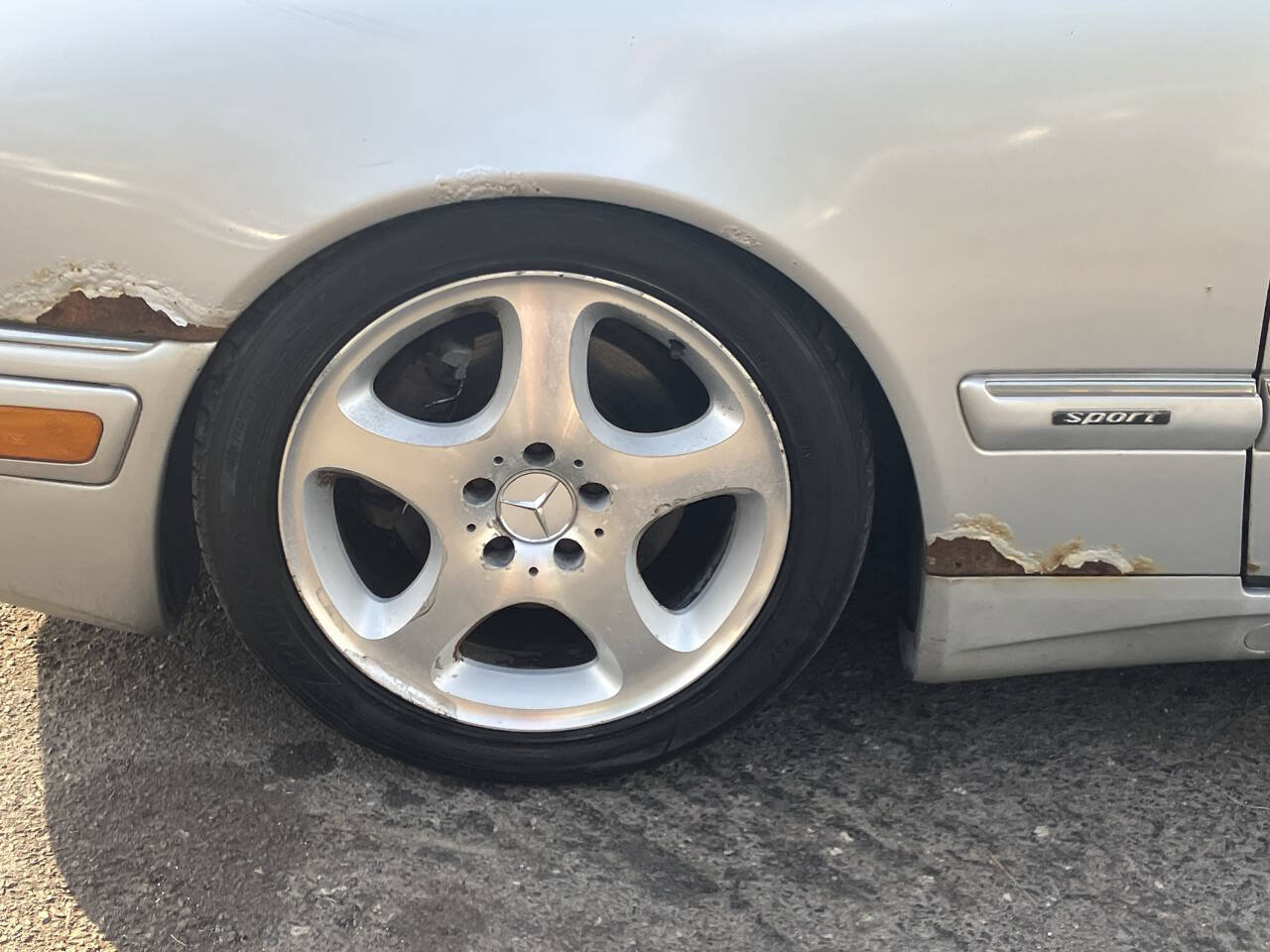 Used 1999 Mercedes-Benz E 430 Sedan image 14