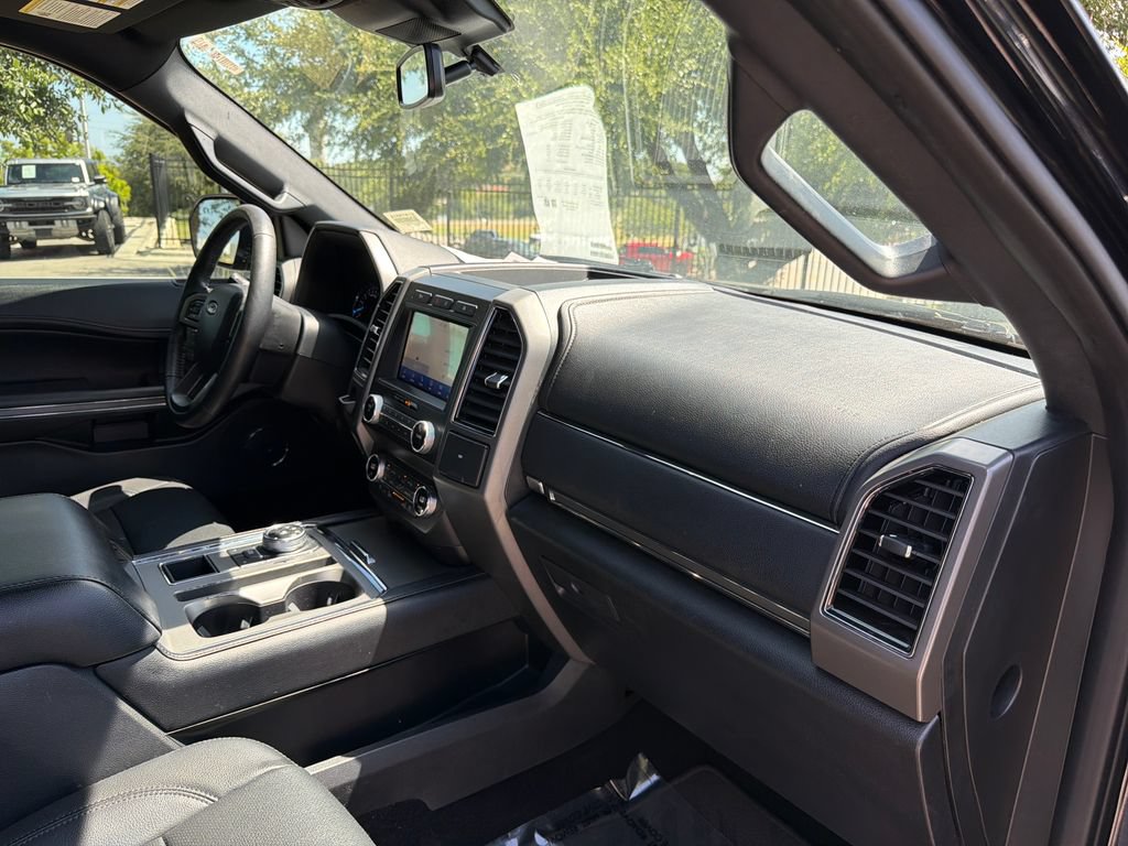 Used 2020 Ford Expedition XLT w/ Equipment Group 202A RWD image 41