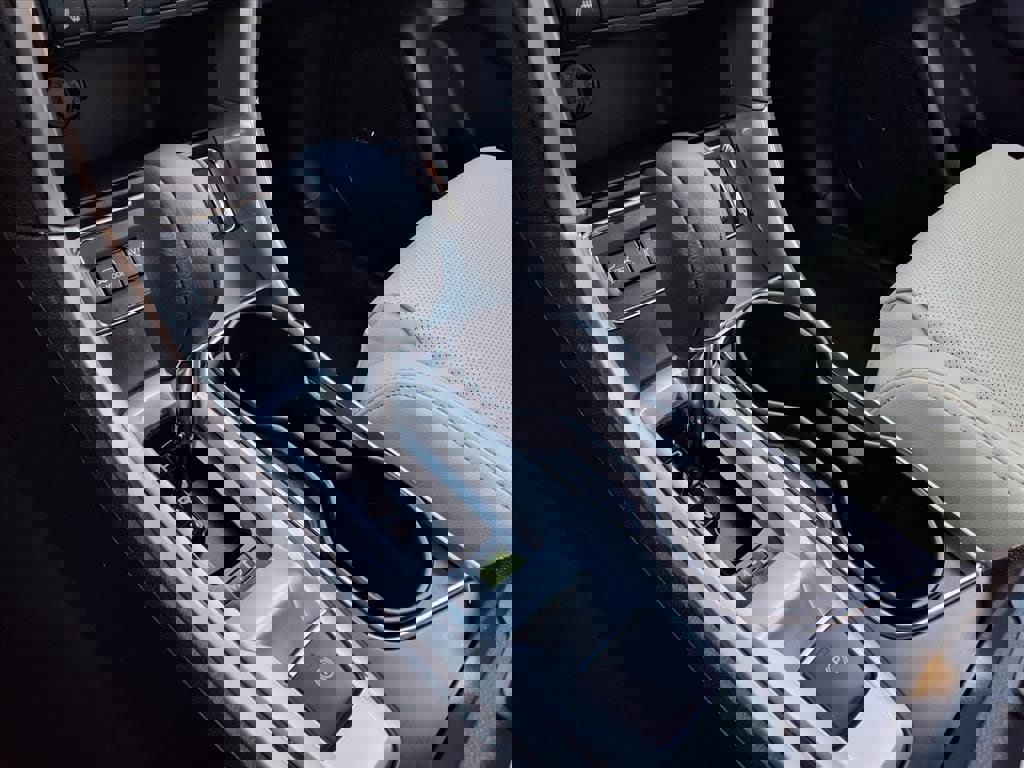 Certified 2022 Subaru Ascent Limited w/ Technology Package image 29