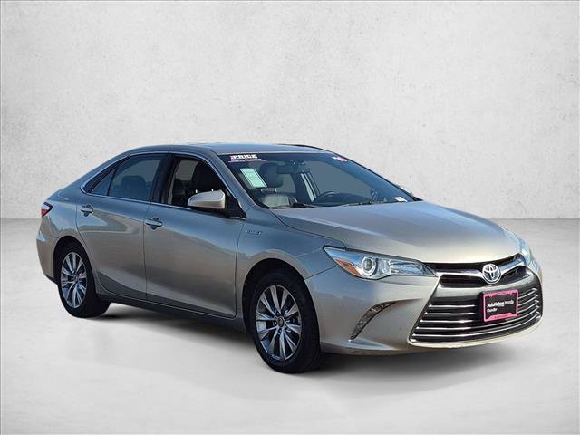 Used 2016 Toyota Camry XLE w/ Moonroof Package FWD image 3