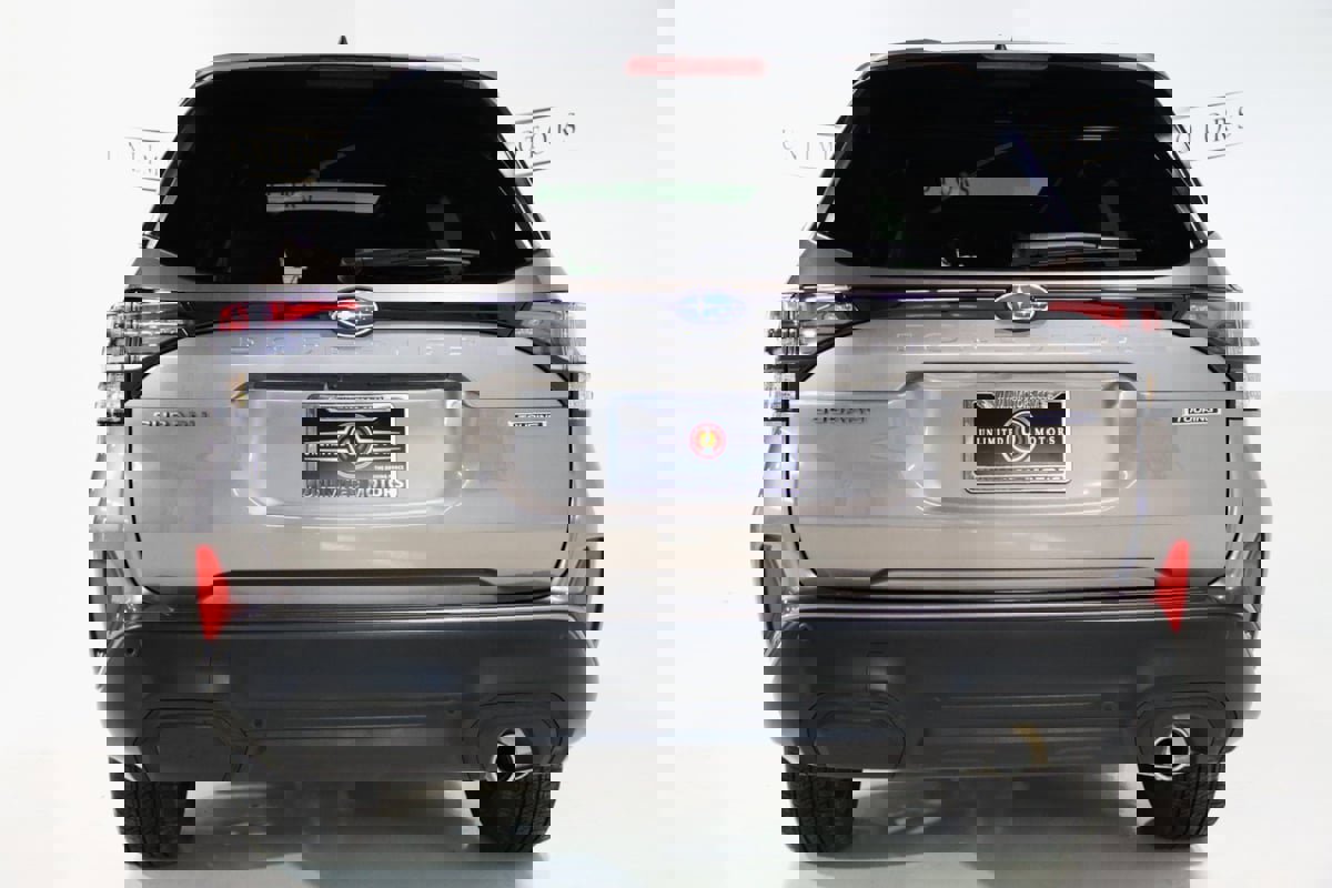 Used 2025 Subaru Forester Touring image 27