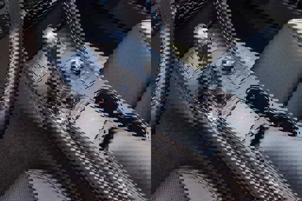 Used 2024 Lexus IS 350 F Sport RWD image 16