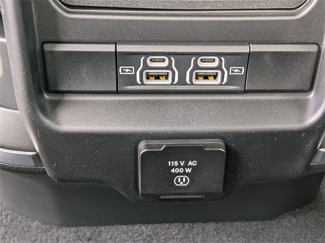 New 2026 RAM 1500 4x4 Crew Cab image 14