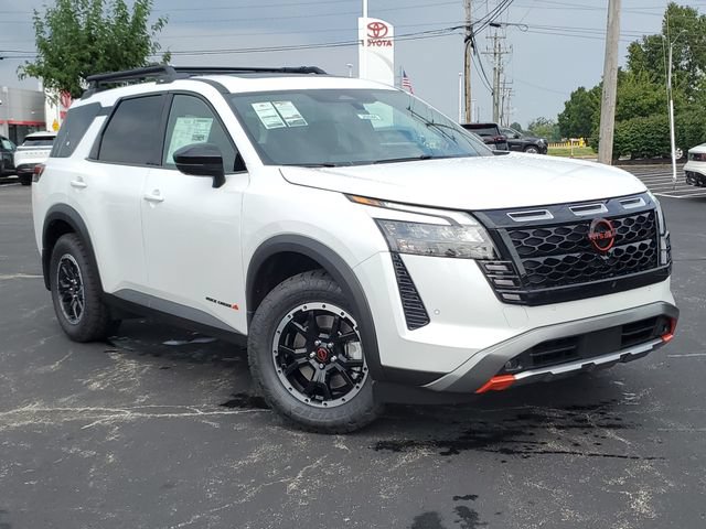New 2026 Nissan Pathfinder Rock Creek w/ Rock Creek Premium Package AWD/4WD image 33