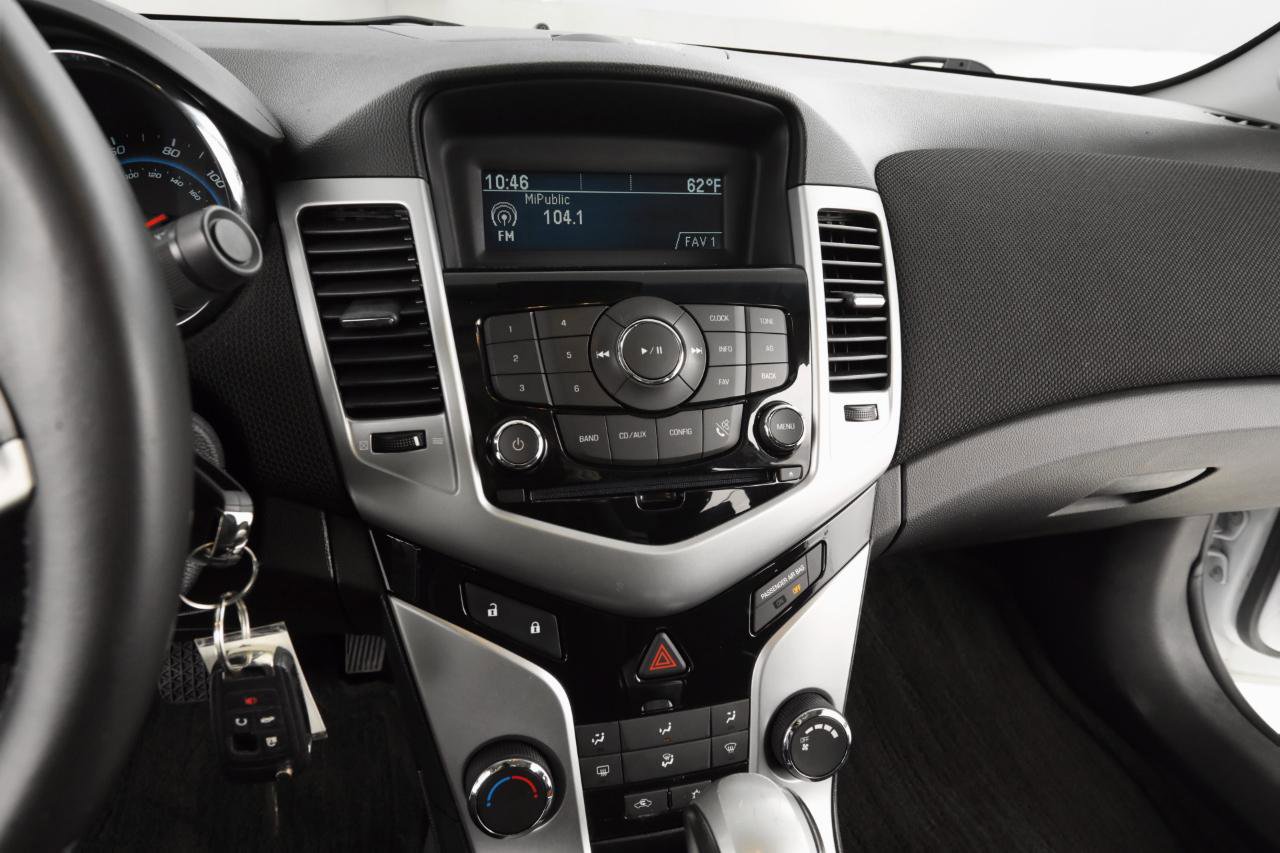 Used 2012 Chevrolet Cruze LT w/ RS Package image 19