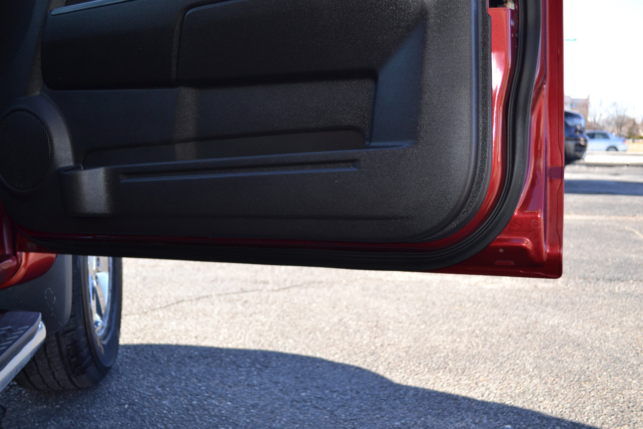 Used 2011 Chevrolet Colorado LT image 28