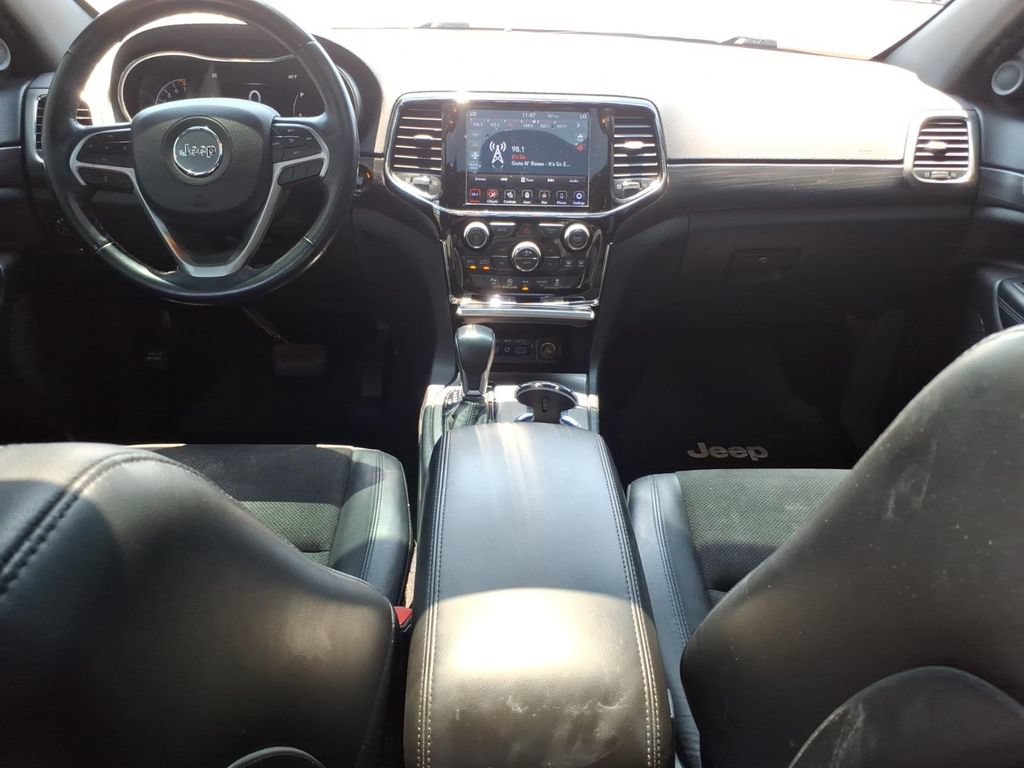 Used 2020 Jeep Grand Cherokee Altitude RWD image 13