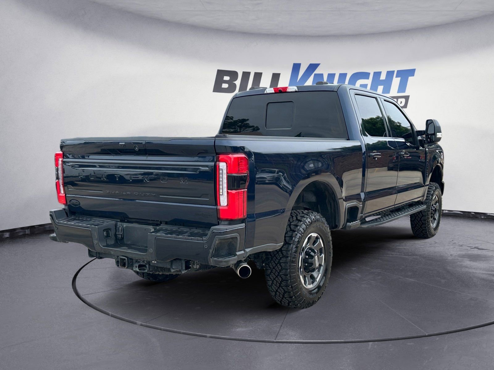 Certified 2024 Ford F250 Platinum w/ Tremor Off-Road Package AWD/4WD image 5