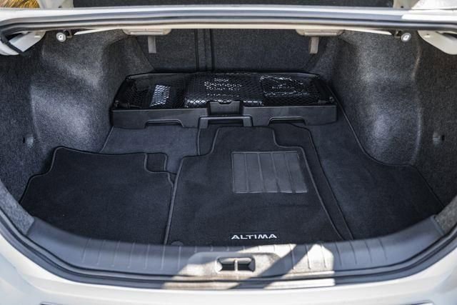 Used 2023 Nissan Altima 2.5 SV w/ SV Premium Package image 11