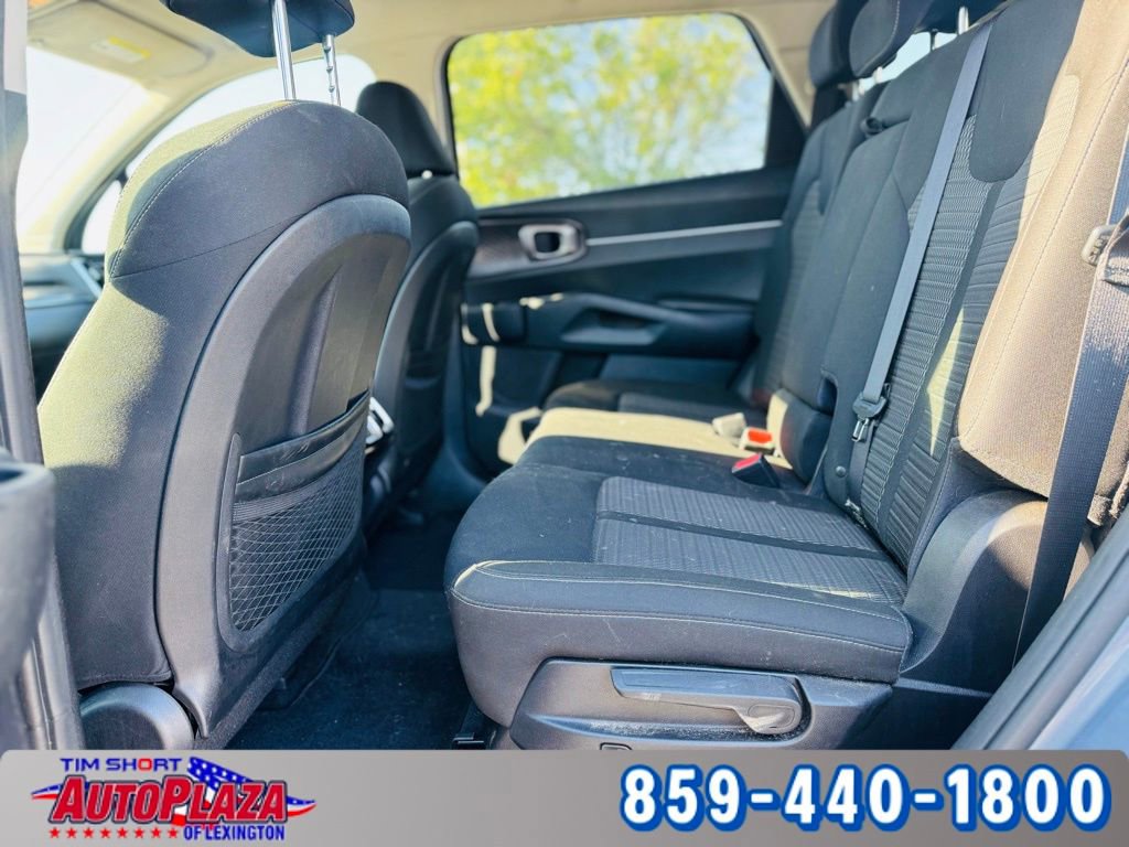 Used 2022 Kia Sorento LX image 21