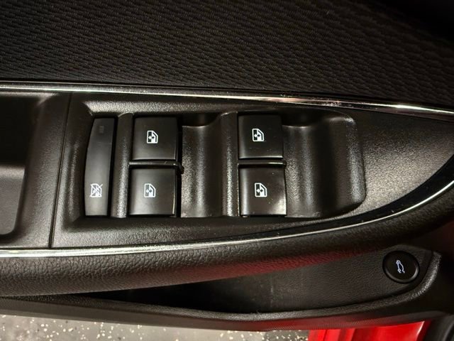 Used 2018 Chevrolet Cruze LT w/ Convenience Package image 11