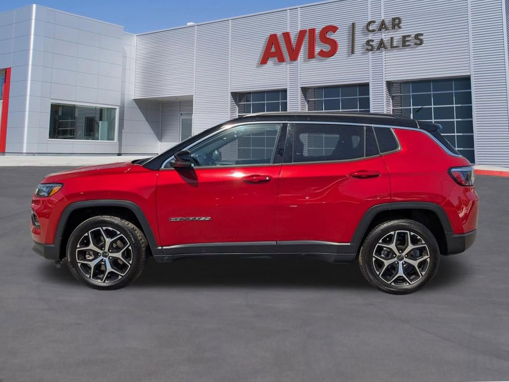 Used 2025 Jeep Compass Limited image 2