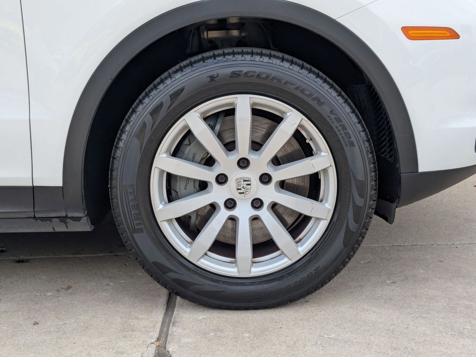 Used 2019 Porsche Cayenne S image 27